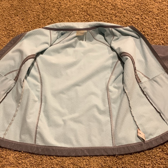 Lightweight jacket - Picture 8 of 11